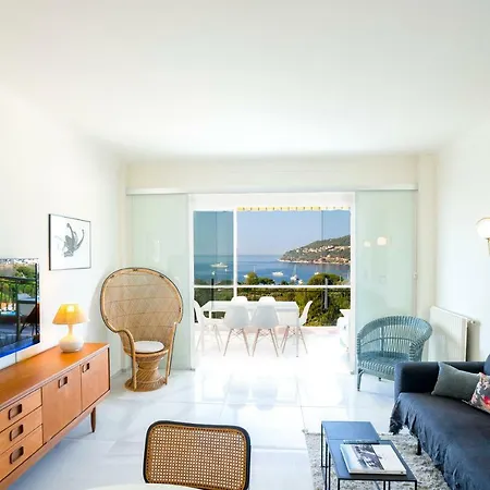 Vue Exceptionnelle Entre Et Monaco *